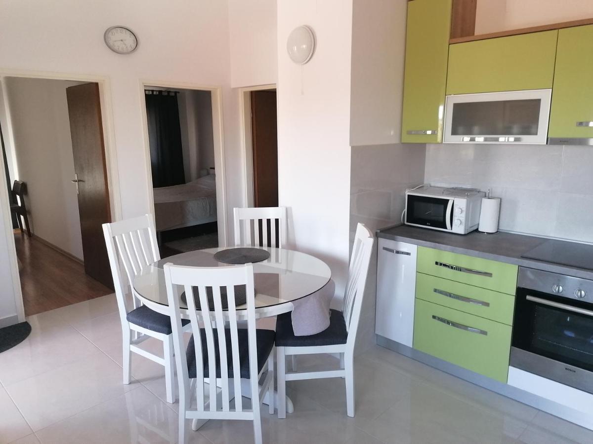 Apartments Tomas Betina (Sibenik-Knin) Exterior foto